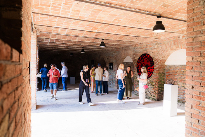 Arte, territorio e comunità: "Radici Connesse" accompagna il percorso verso il gran finale de "La collina sale sempre"