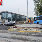 Cerruti (M5S): "La rotatoria fuori asse di corso Savona non funziona. Il Comune ne prenda atto e intervenga per la sicurezza dei cittadini" Cerruti (M5S): "La rotatoria fuori asse di corso Savona non funziona. Il Comune ne prenda atto e intervenga per la sicurezza dei cittadini"