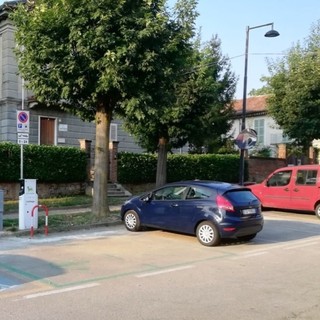 La colonnina di ricarica installata a Villafranca