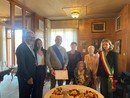 Nella foto con la neo centenaria, la famiglia e le autorità intervenute