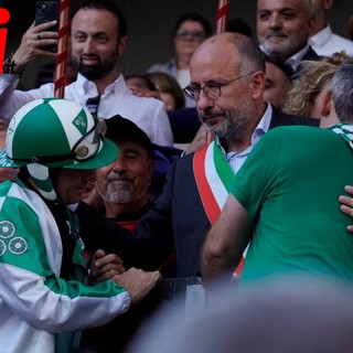 La consegna del drappo a San Martino San Rocco