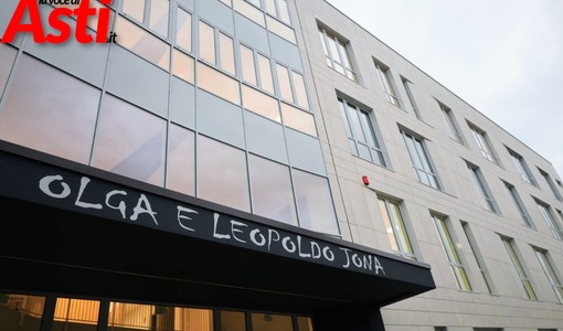 Scuola Jona, Malandrone: “Dieci milioni per scoprire che bisogna aprire le finestre”