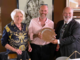 Nell'immagine, da sinistra a destra: Donatella Clinanti (vice delegata); Giacomo Stradella (figlio di Marisa Torta, che ha ritirato il premio) e Massimo Malfa
