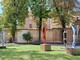 Sculture di Domenico Borrelli nel giardino di Palazzo Crova a Nizza Monferrato