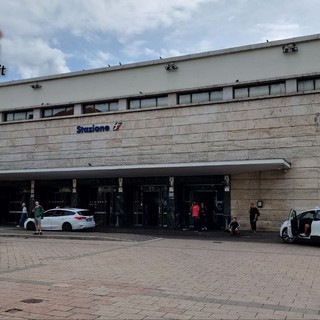 I ritardi dei treni ad Asti: l'analisi dell'ultimo mese traccia il bilancio dei disagi