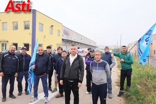 I dipendenti in sciopero (MerfePhoto) I dipendenti in sciopero (MerfePhoto)