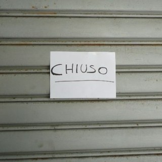 La crisi del piccolo commercio morde ad Asti: 533 chiusure in dieci anni