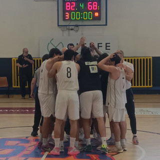 Play-off DR1: la Gieffe SBA supera l’ostacolo Dolphins e vola in finale