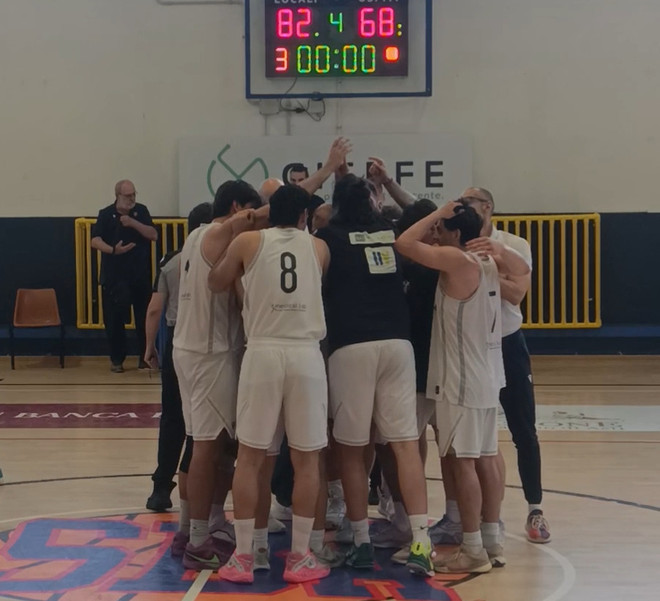 Play-off DR1: la Gieffe SBA supera l’ostacolo Dolphins e vola in finale