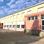 Chiusa la palestra delle scuole a Villafranca: problemi a un pilastro, il Comune studia le cause