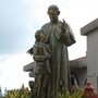 I Santi Sociali: pionieri della fede e architetti della società
