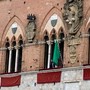 Maltempo a Siena: rinviato a domani il Palio. L'Aquila con Tittia è la favorita Maltempo a Siena: rinviato a domani il Palio. L'Aquila con Tittia è la favorita