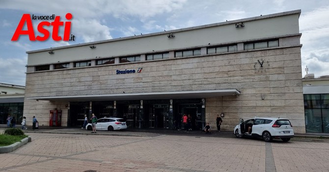 I ritardi dei treni ad Asti: l'analisi dell'ultimo mese traccia il bilancio dei disagi