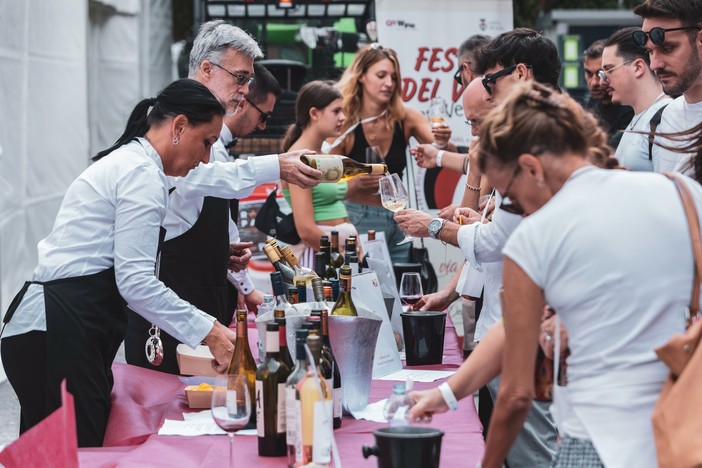 La Festa del Vino di Alba si consolida e raggiunge nuovi record La Festa del Vino di Alba si consolida e raggiunge nuovi record