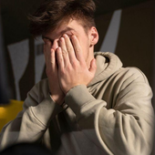 Il Prezzo del Futuro: l’Impatto della Precarietà Economica sulla Salute Mentale di Gen Z e Millennial