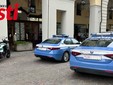 Volanti della Polizia sul posto