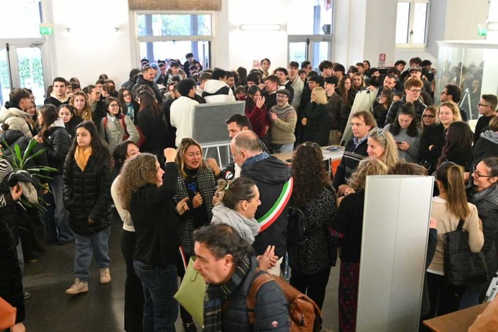 Oltre mille studenti al salone dell'orientamento post diploma