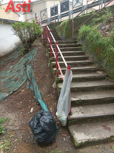 La scalinata di piazza del Palio