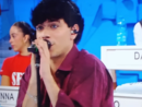 TriGno (Pietro Bagnadentro) durante l'esibizione nella nuova puntata del talent di Canale 5