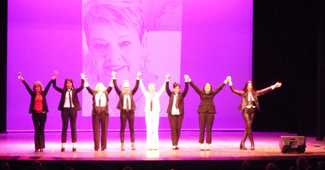 Le dame salgono sul palco (senza i cavalier) Le dame salgono sul palco (senza i cavalier)