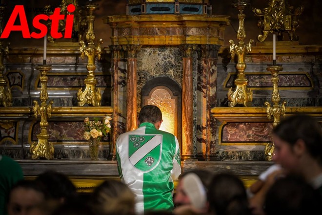 Il graffio di Dino Pes, la lezione di Asti: "Nel Palio non si molla mai" Il graffio di Dino Pes, la lezione di Asti: "Nel Palio non si molla mai"