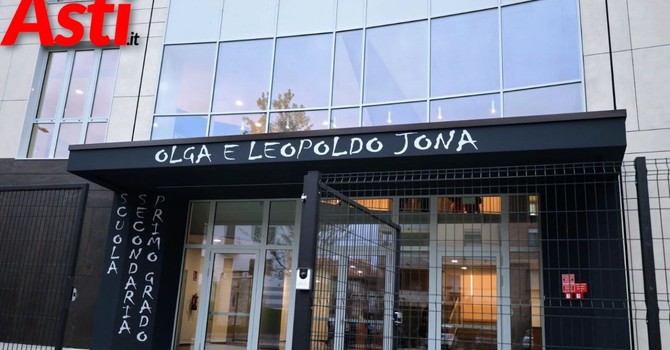 Termometri alle stelle alla scuola Jona: la giunta corre ai ripari, l'opposizione chiede chiarezza Termometri alle stelle alla scuola Jona: la giunta corre ai ripari, l'opposizione chiede chiarezza