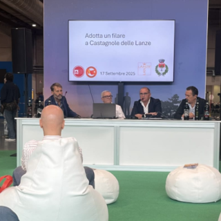 Castagnole delle Lanze  ha presentato &quot;adotta un filare&quot; al Salone del Camper