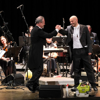 Il maestro Pasini con Raffaello Tullo Il maestro Pasini con Raffaello Tullo