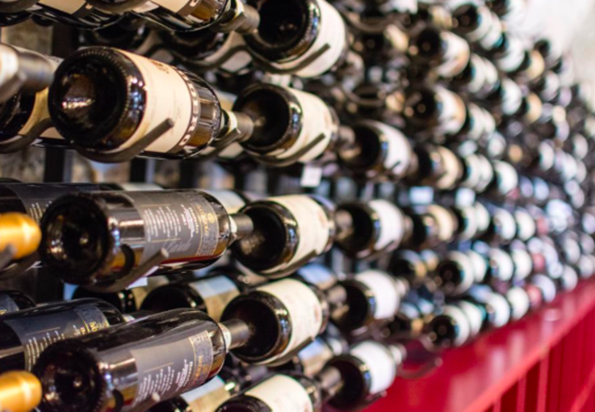 Vini piemontesi alla conquista dei mercati: l'Asti DOCG vola a New York, la Barbera ottiene marchio UE