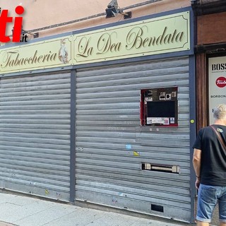Tabaccheria &quot;La dea bendata&quot; di corso Alfieri