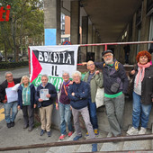 Rappresentanti della società civile, manifestano ad Asti contro Teva Rappresentanti della società civile, manifestano ad Asti contro Teva