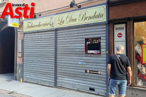 Tabaccheria &quot;La dea bendata&quot; di corso Alfieri