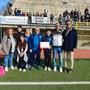 Alba e Guarene ringraziano con una targa Gianni Spinosa, l’allenatore che salvò la vita al giovane Gabriele Alba e Guarene ringraziano con una targa Gianni Spinosa, l’allenatore che salvò la vita al giovane Gabriele