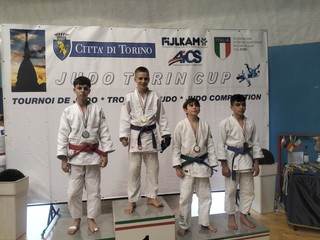 Il bronzo di Mario Aloise