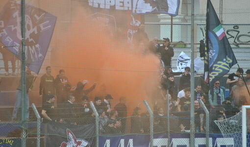 Foto d'archivio di tifosi dell'Imperia