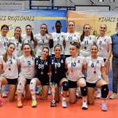 U16
