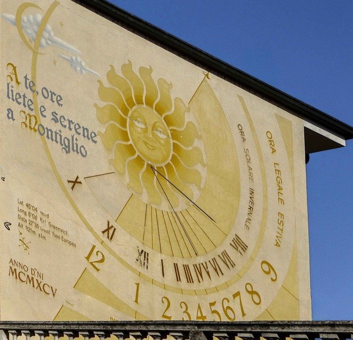 Una delle meridiane di Montiglio ripresa da Marco Meda per la mostra MioAstigiano