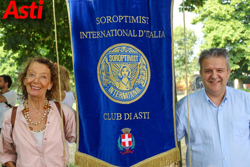 Viviana Gonella con l'assessore al Palio Riccardo Origlia