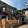 Pomeriggio di paura a Calliano per un vasto incendio che ha coinvolto un ampio fabbricato Pomeriggio di paura a Calliano per un vasto incendio che ha coinvolto un ampio fabbricato