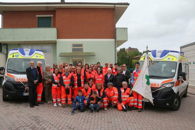 La Croce Verde Montemagno celebra 35 anni: una domenica di festa tra nuove ambulanze e musica