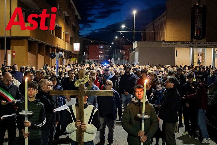 La via crucis dello scorso anno (Merphefoto) La via crucis dello scorso anno (Merphefoto)