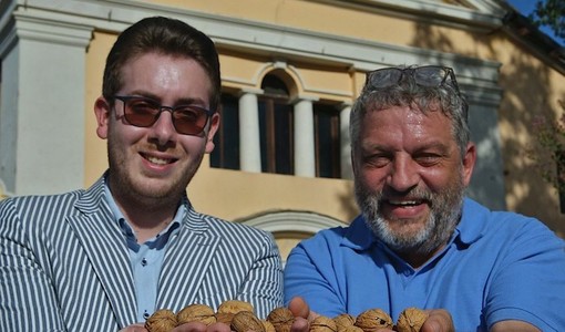Il sindaco di Villanova Solaro Gabriele Giletta con il presidente della Pro loco Mauro Rosso Ph. Agenzia Acca