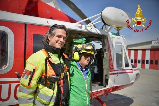Il centro diurno Anffas di Asti incontra il reparto volo dei vigili del fuoco (FOTO)