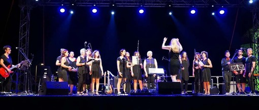 A Moncalvo la musica sotto le stelle debutta con l'energia del Coro Gospav