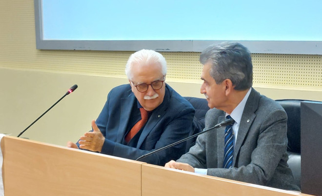 Alimentazione a Natale, i consigli del professor Calabrese all'Università di Asti