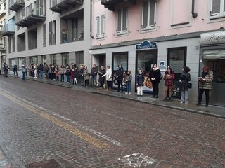 Il flash mob letterario del trasloco ad Alberi d'acqua