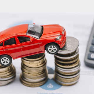 Auto in Piemonte: Asti registra un premio medio di 446,16 €, in forte aumento sul 2024