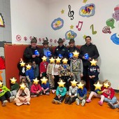 Gli Alpini portano un dono alle scuole dell’infanzia di Incisa e Castelnuovo