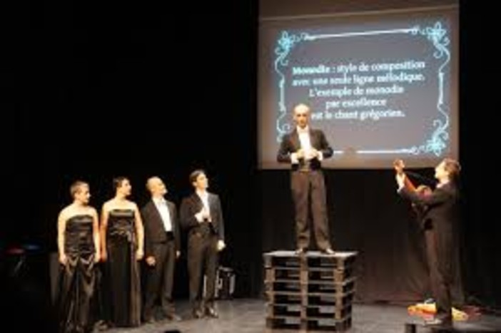 Immagini tratte dallo spettacolo in programma a Valfenera