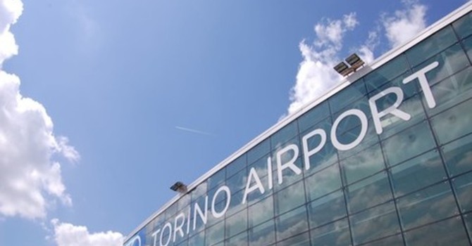 Espulso dalla Questura di Asti: rimpatriato cittadino marocchino con precedenti per violenza sessuale